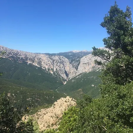 Serrecoro בית הארחה